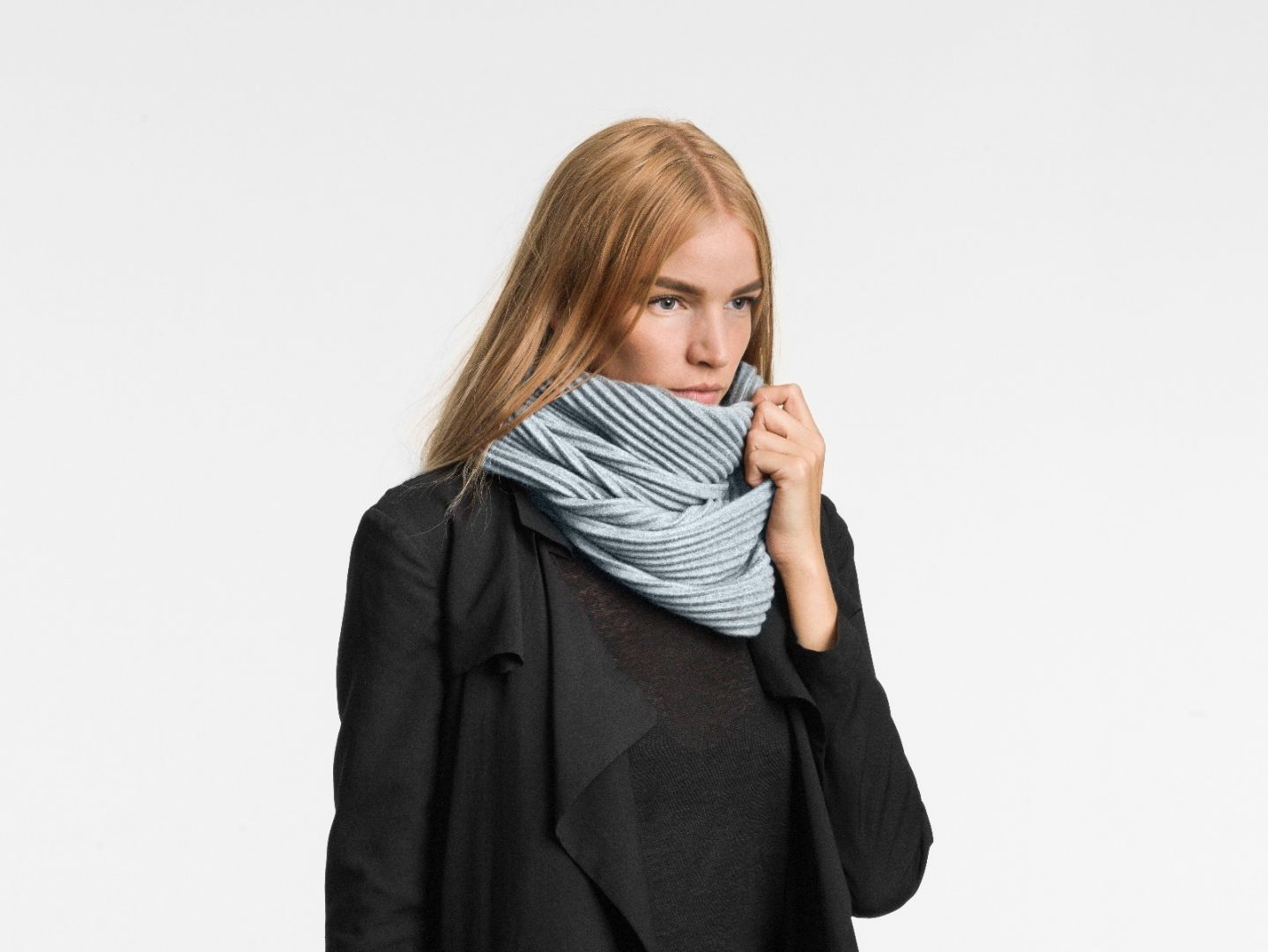 Pleece snood scarf Pale blue