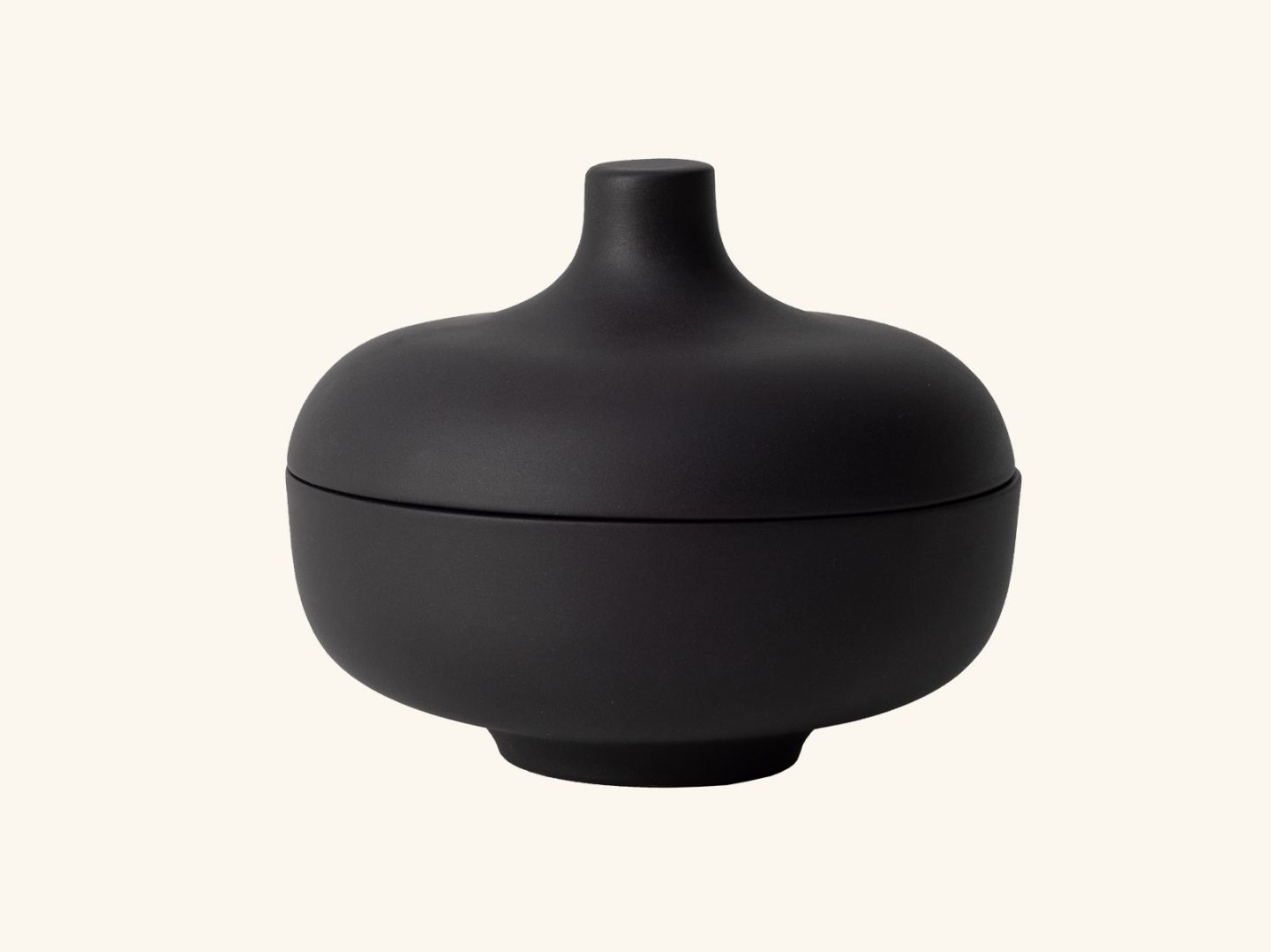 Sand Secrets Medium Bowl, Black Clay